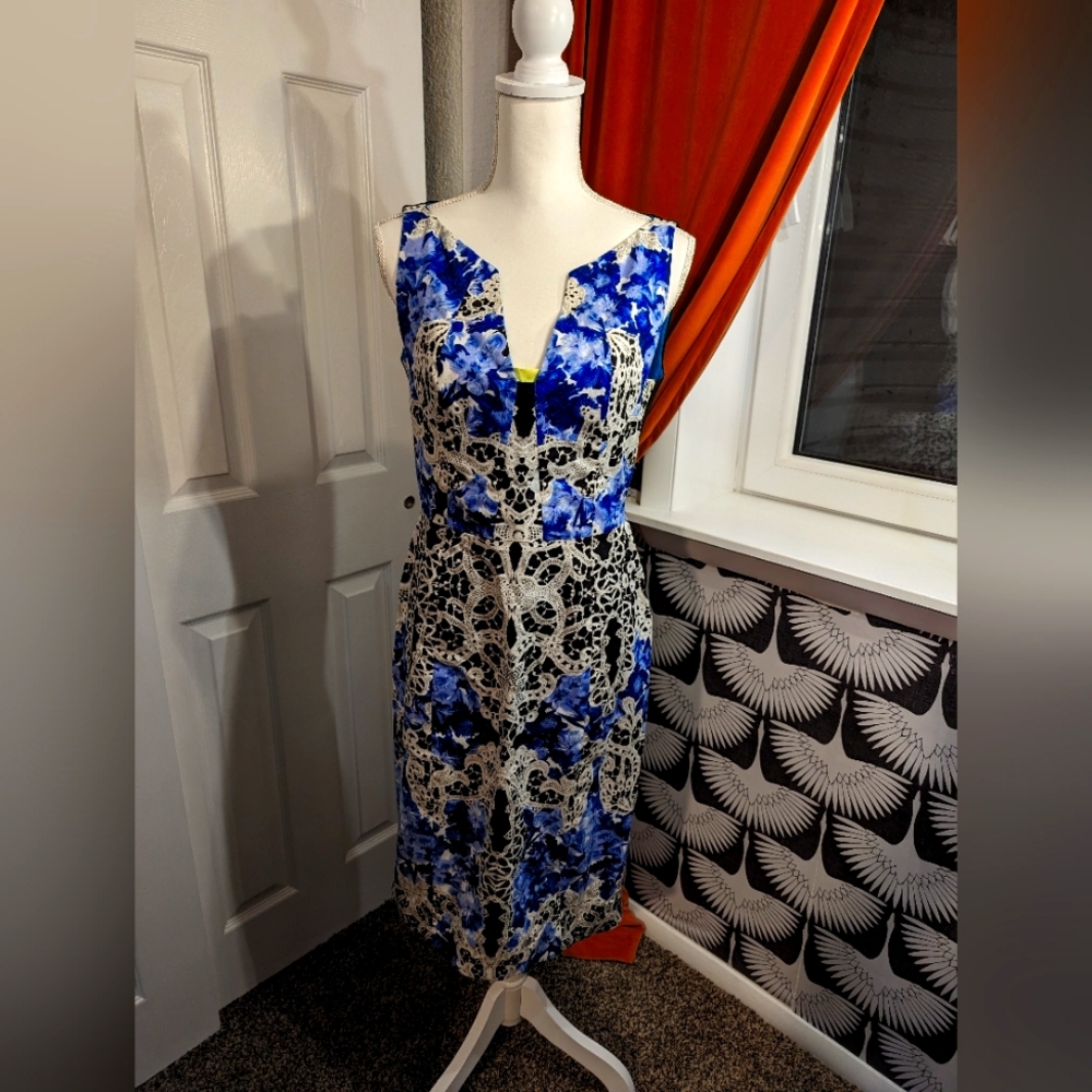 Printed Elie Tahari dress
